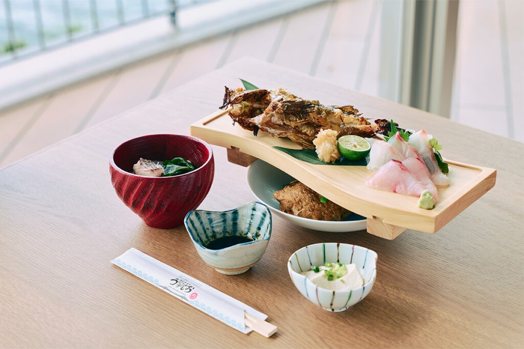 囲炉裏食堂うずしお